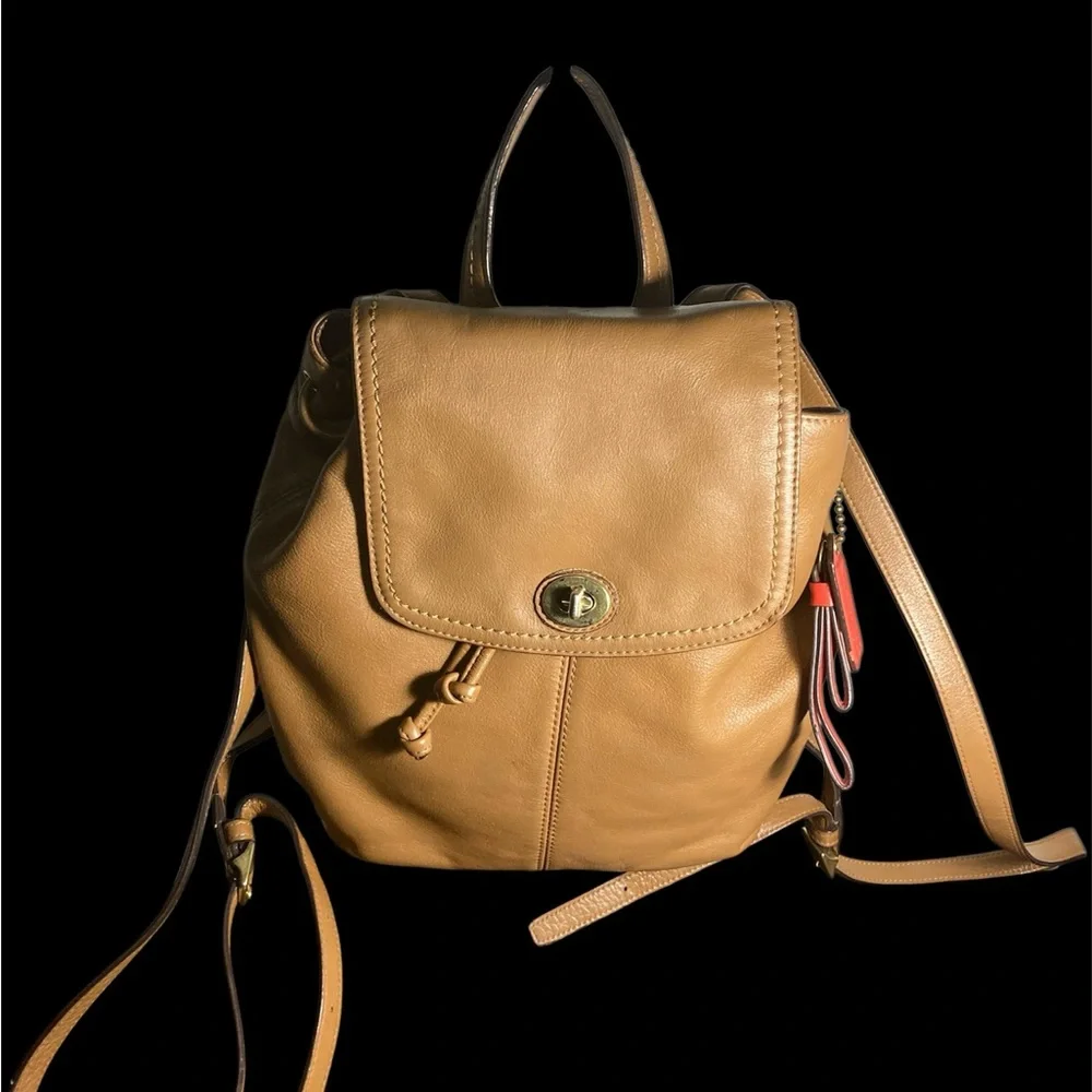 Coach park Leather Backpack Women’s